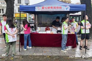 媒体人：马宁三判点球基本准确清晰，成亚洲杯最大的中国赢家